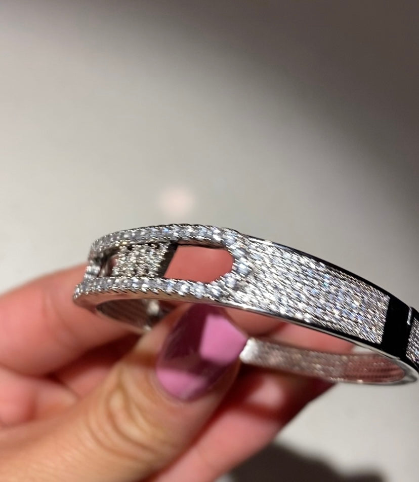 Custom Diamond Name Bracelet W/ Shifting Letters